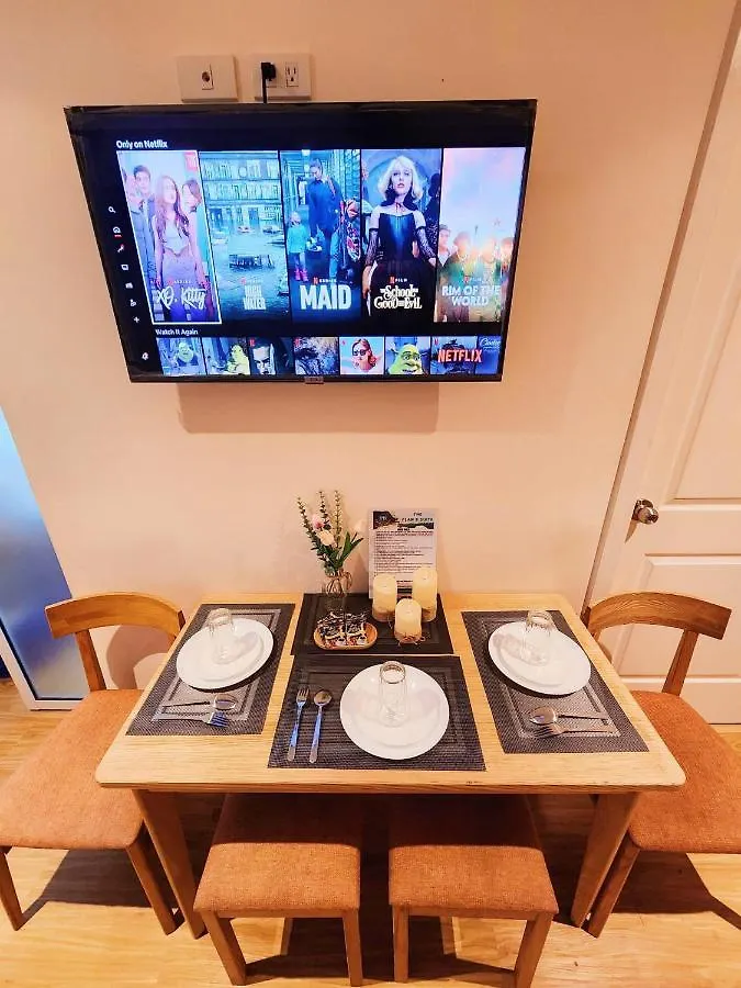 Cozy 2Bedroom Suite Near Airport Paranaque City Aparthotel